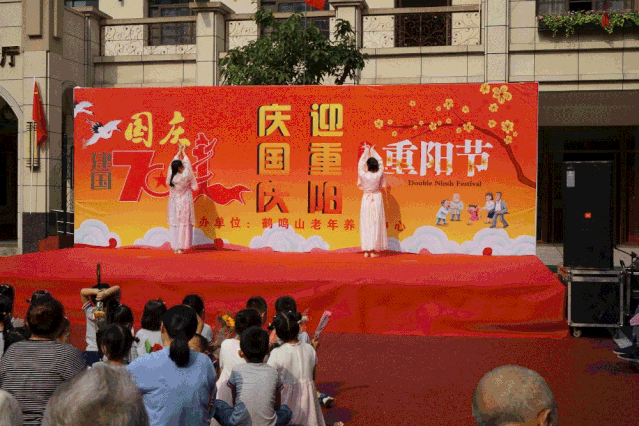 1570501377.gif 1.gif